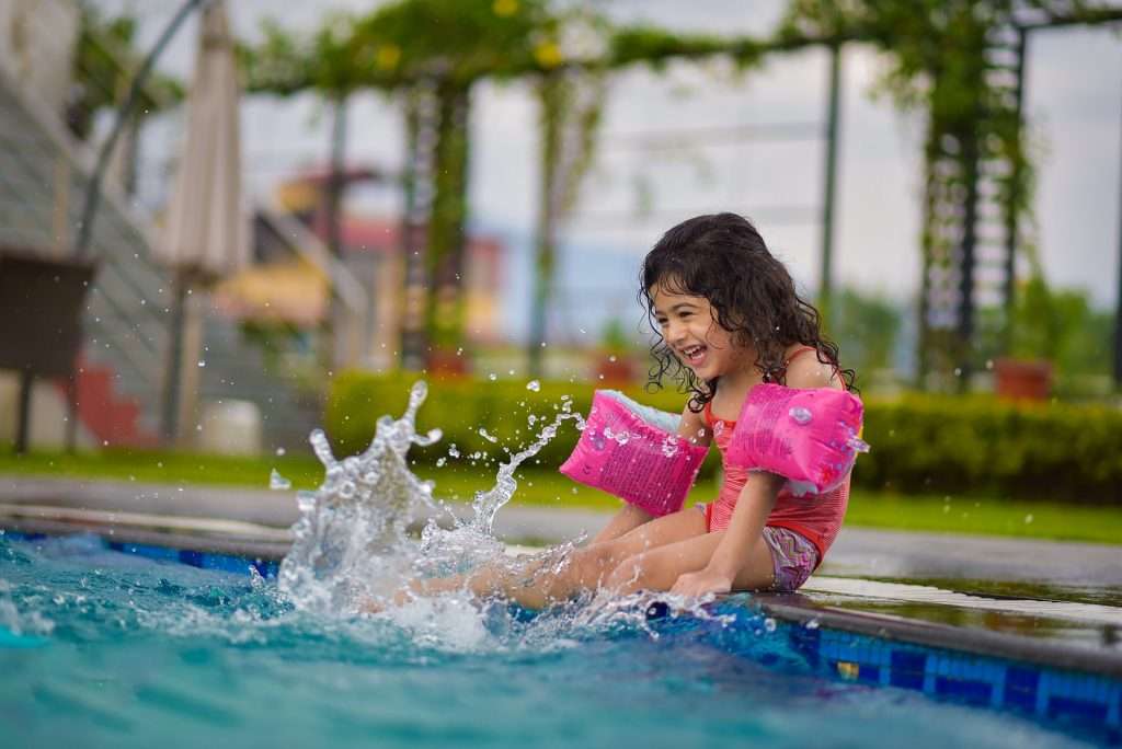 swimming pool winter