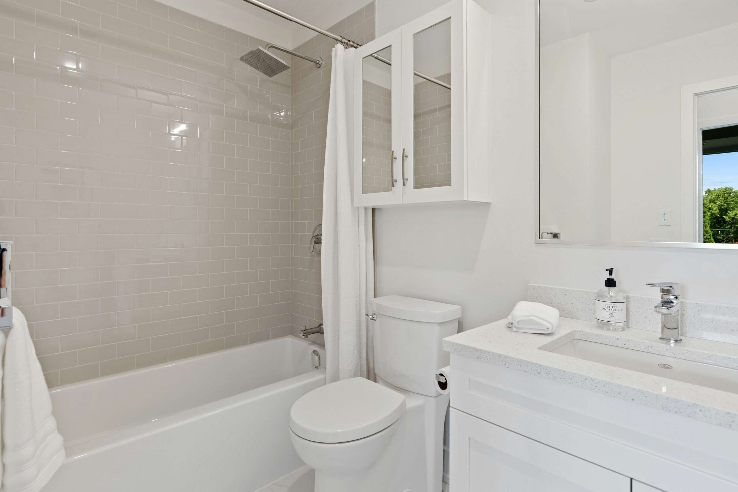 Easy Ways to Improve Your Guest Bathrooms Without Big Renovations