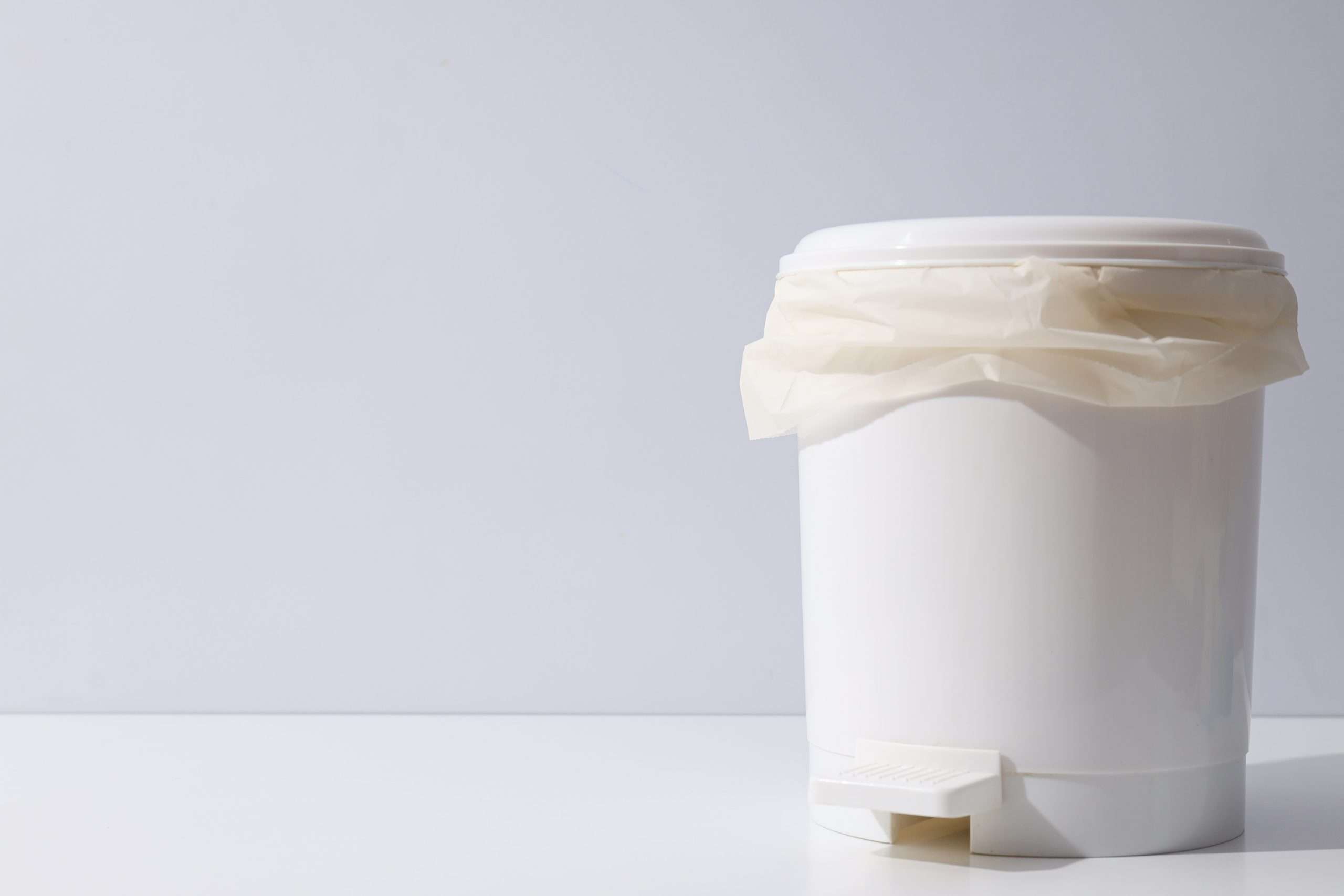 Why Choosing the Right Hotel Bins Matters for Every Guest Bathroom